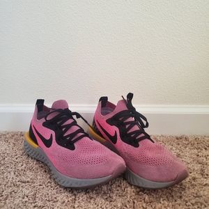 NWOT Nike Epic React Flyknit 1
